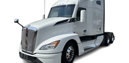 Featured image with white background for this 2023 Kenworth T680 (Stock number: UPJ216846)